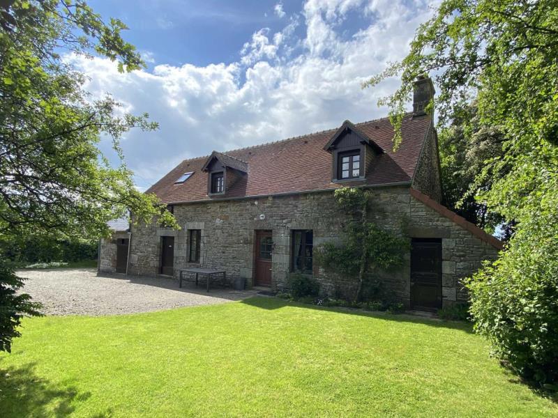 Le Bourg - Maison du père loup