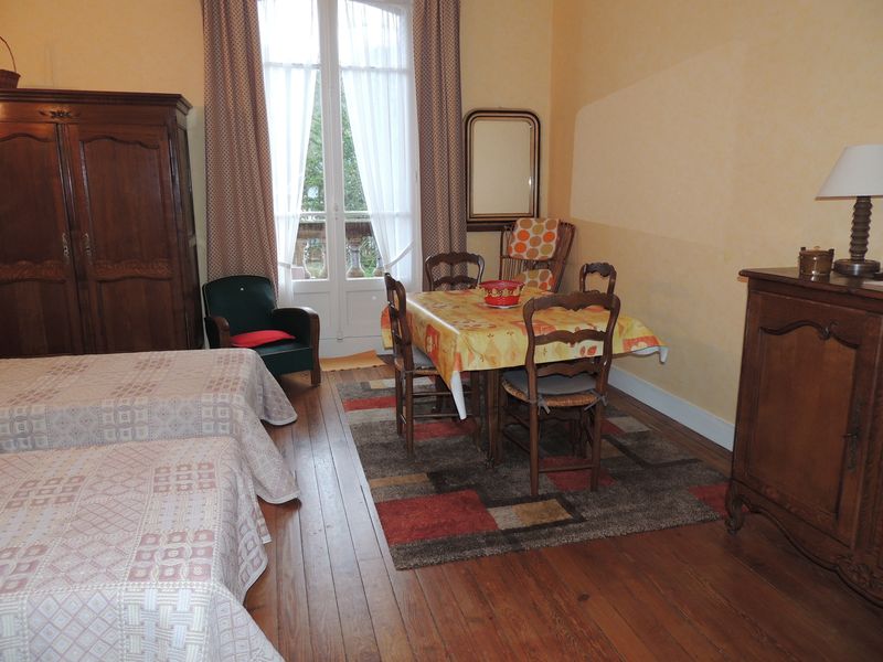 Meuble-residence-du-lac-22-bagnoles-de-l-orne