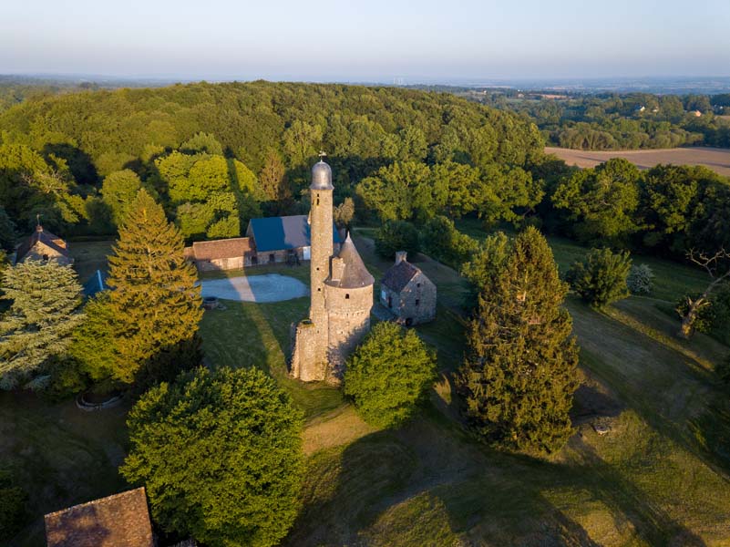 La tour de Bonvouloir - Juvigny sous Andaine