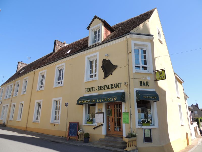 Auberge-de-la-cloche-le-theil-sur-huisne