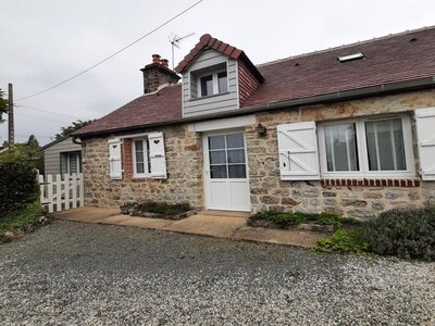 La-Petite-Maison-Bagnoles