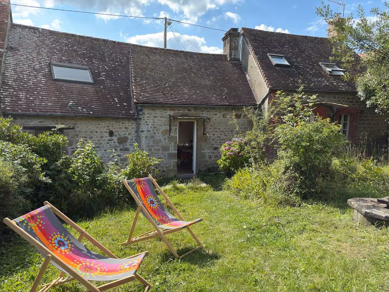 La-Maison-du-Lac-La-Ferte