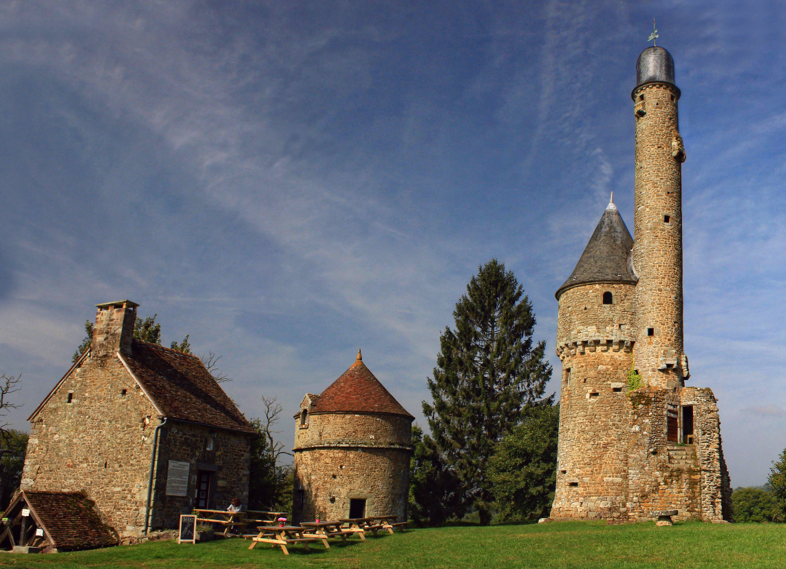 La Tour de Bonvouloir dans l'Orne