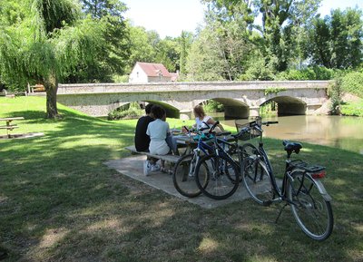 Voie verte à Dorceau dans le Perche