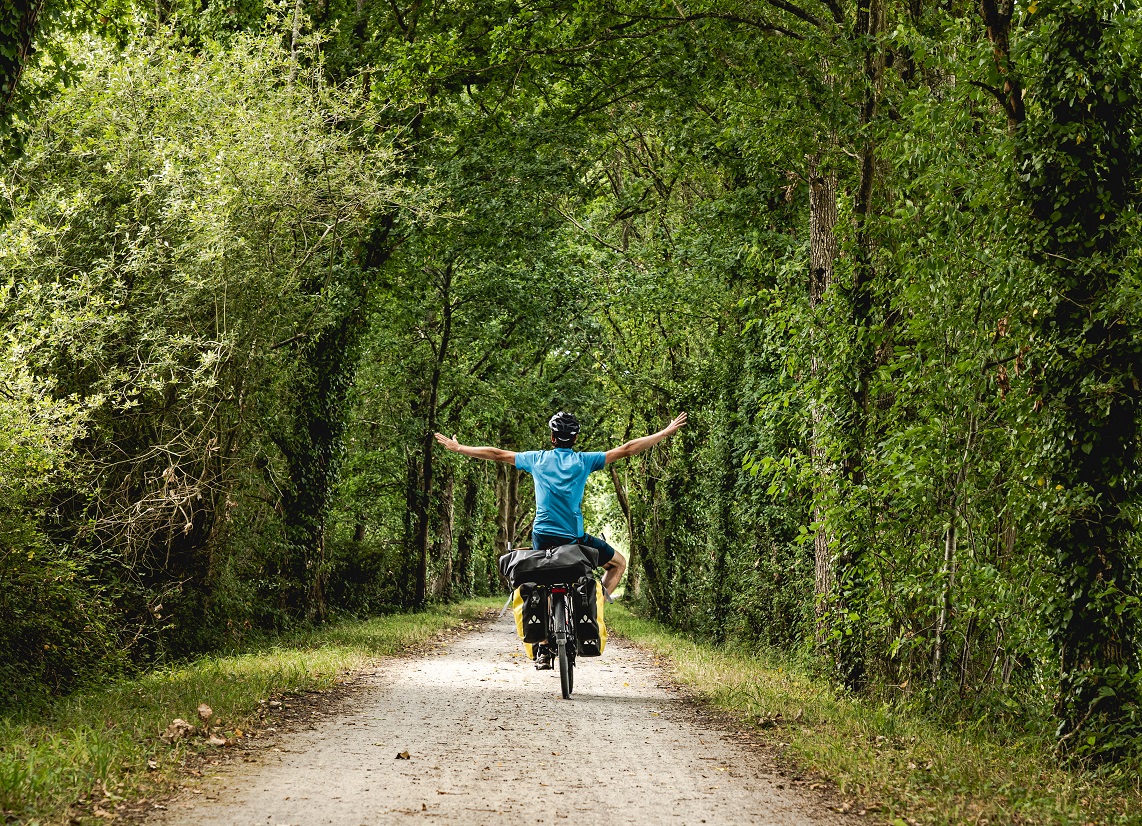 La Véloscénie® de Paris au MontSaintMichel Randonnée Normandie