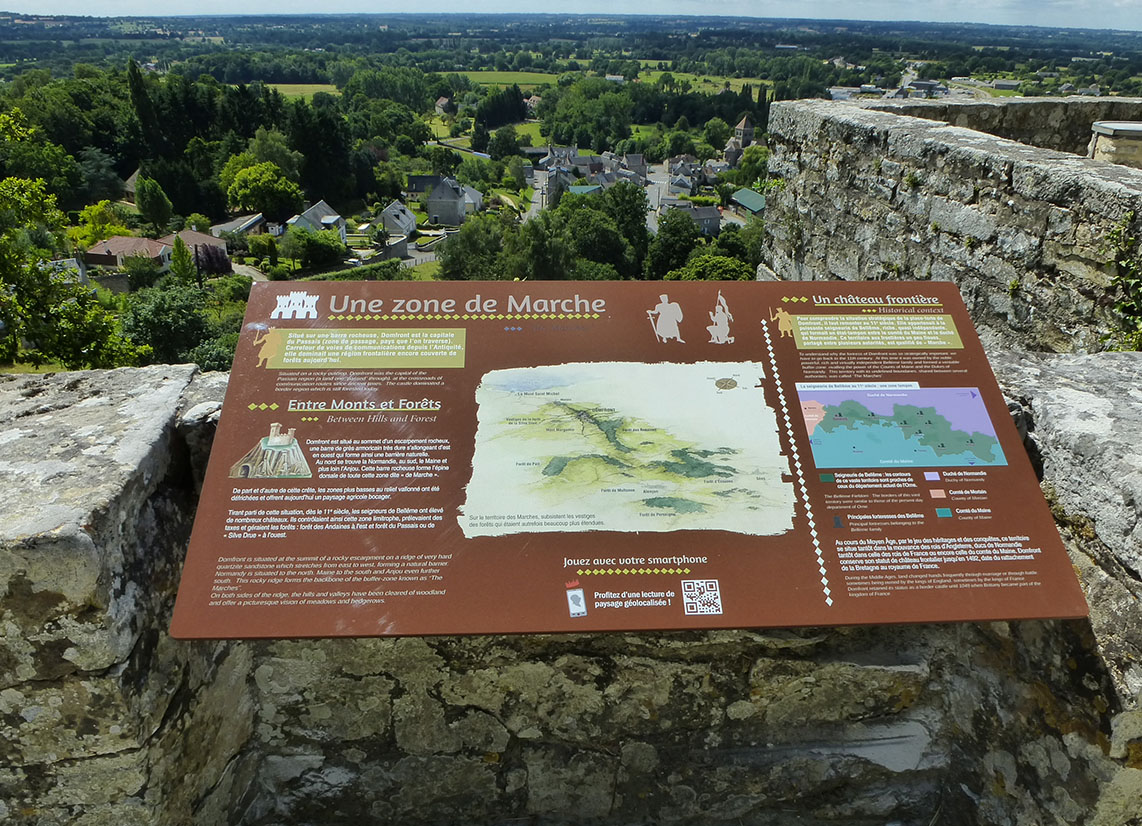 Découvrir Domfront à Pied